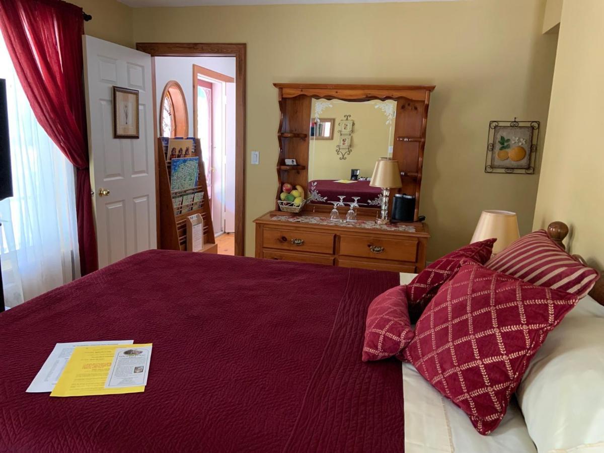 Weatherpine Inn Niagara-on-the-Lake Bagian luar foto