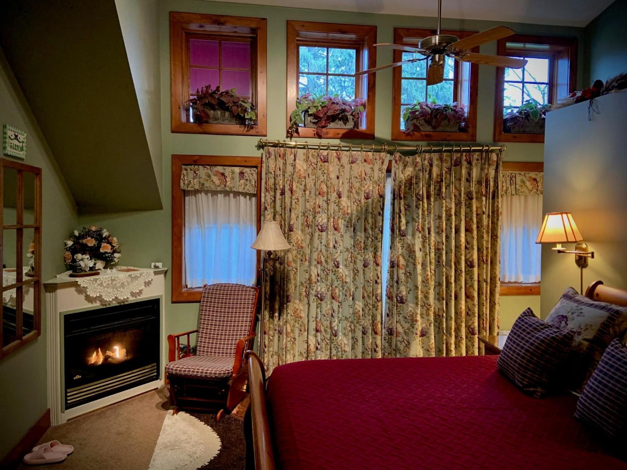 Weatherpine Inn Niagara-on-the-Lake Bagian luar foto