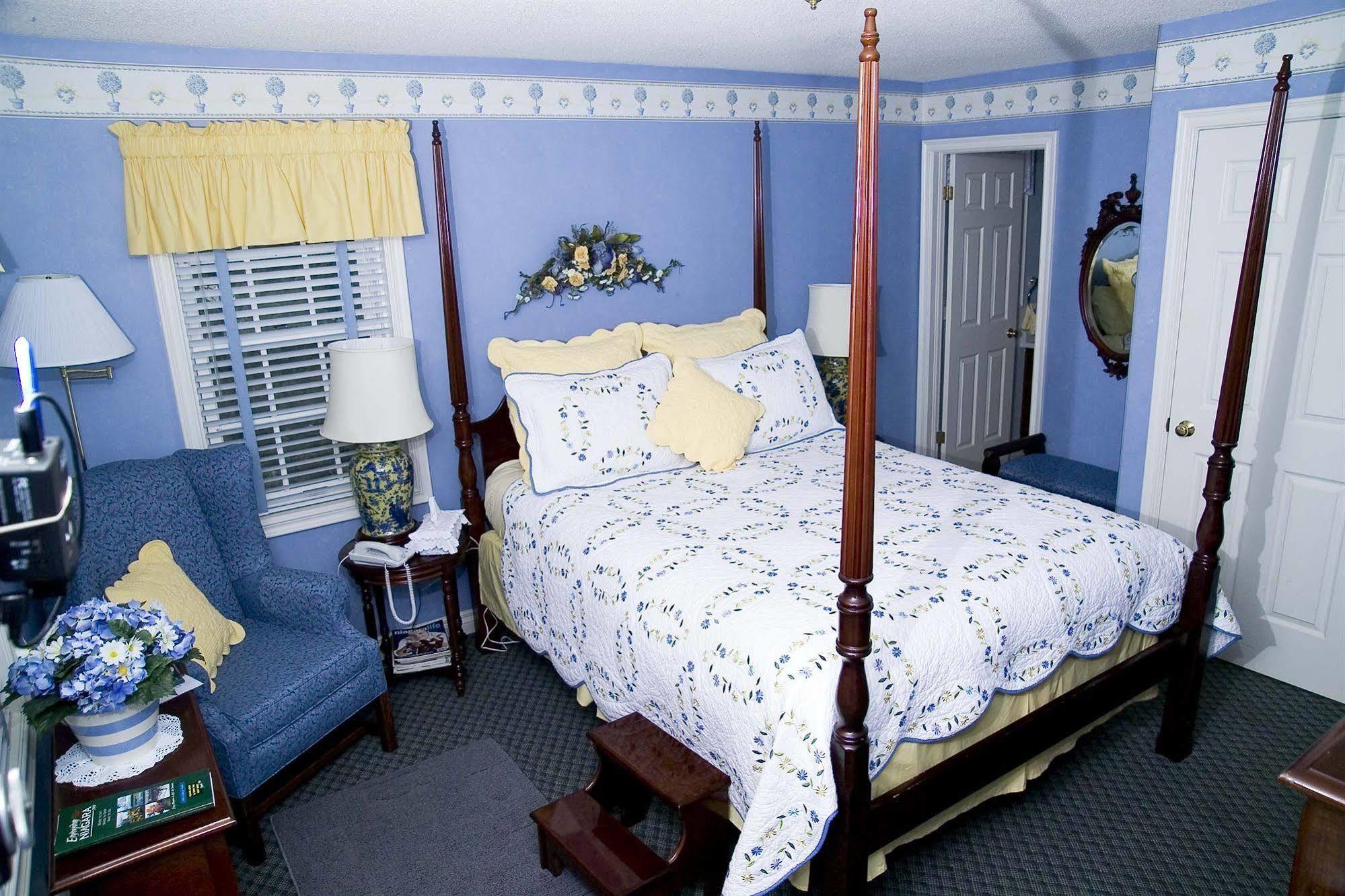 Weatherpine Inn Niagara-on-the-Lake Bagian luar foto